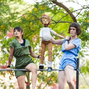 QUATRE PARETS I UN SOSTRE